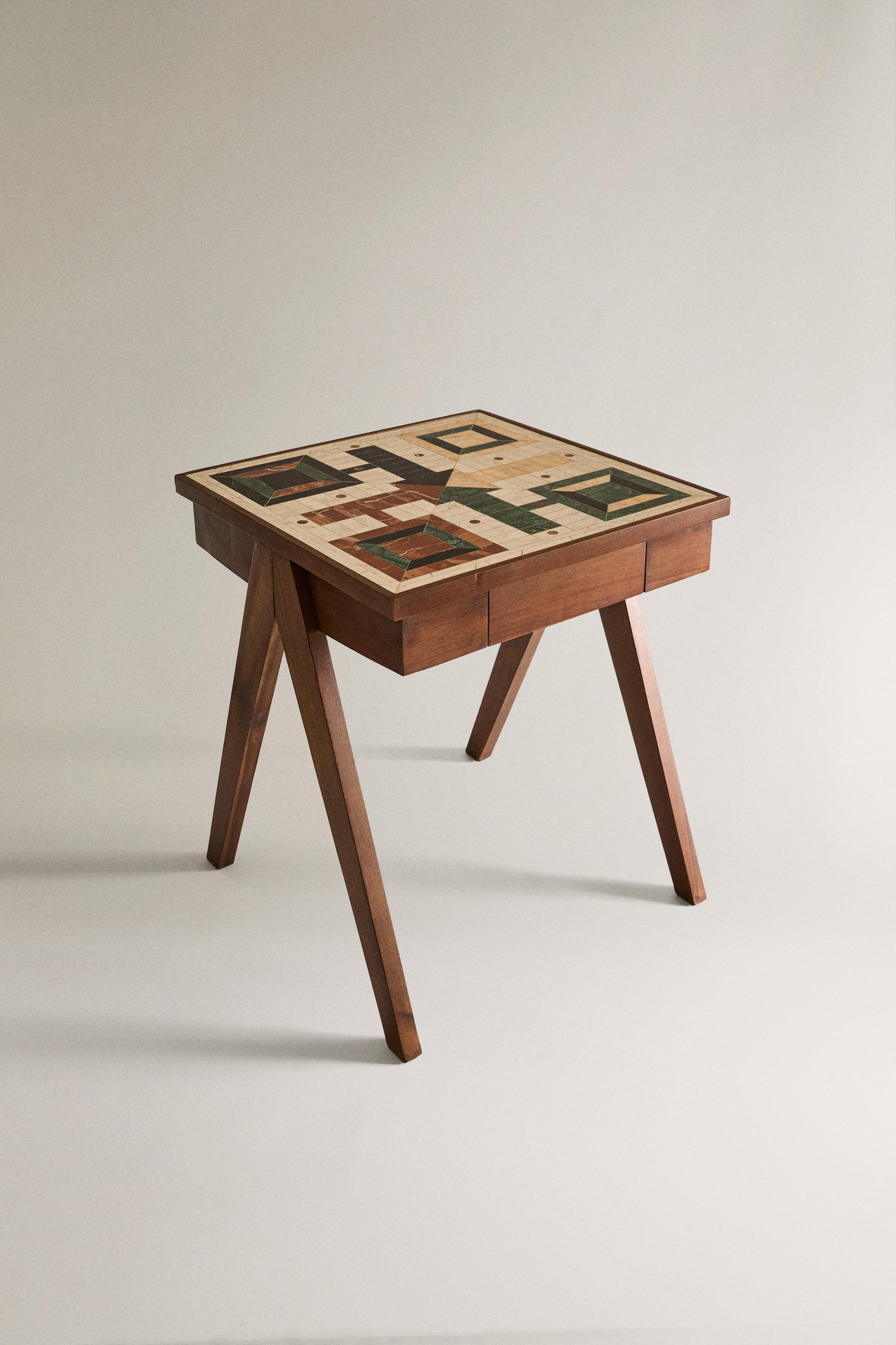 MARBLE PARCHEESI BOARD SIDE TABLE